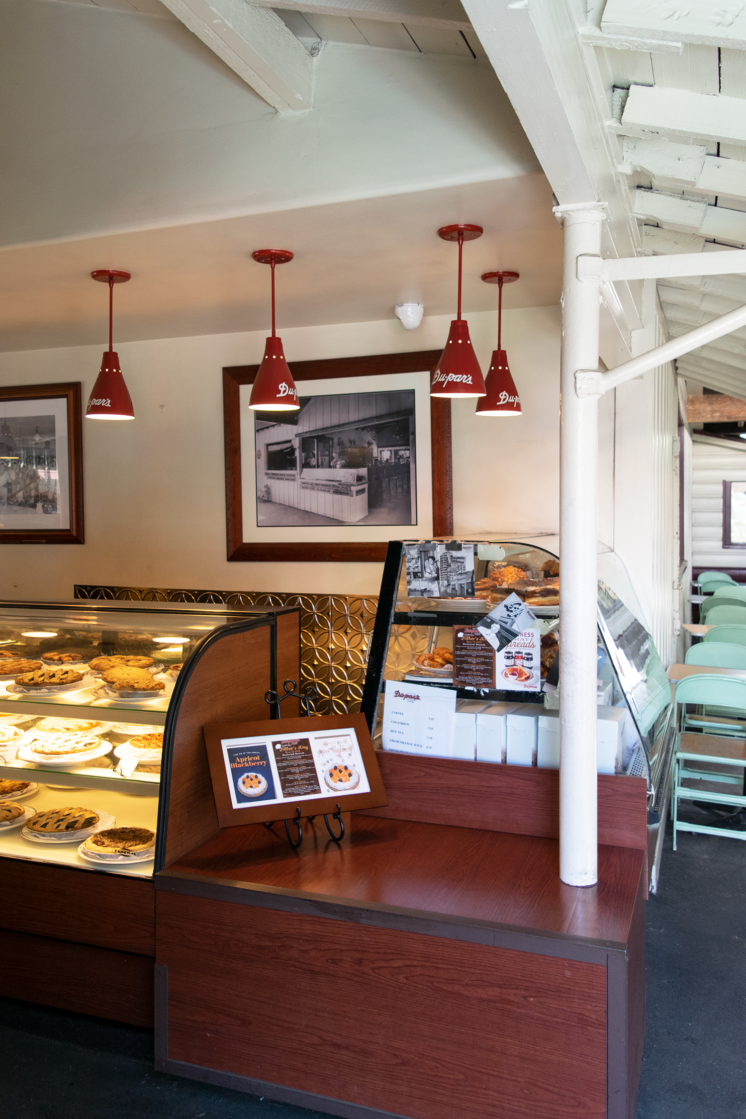 Los Angeles Guide | Fairfax - EAT and SHOP: Original Farmers Market